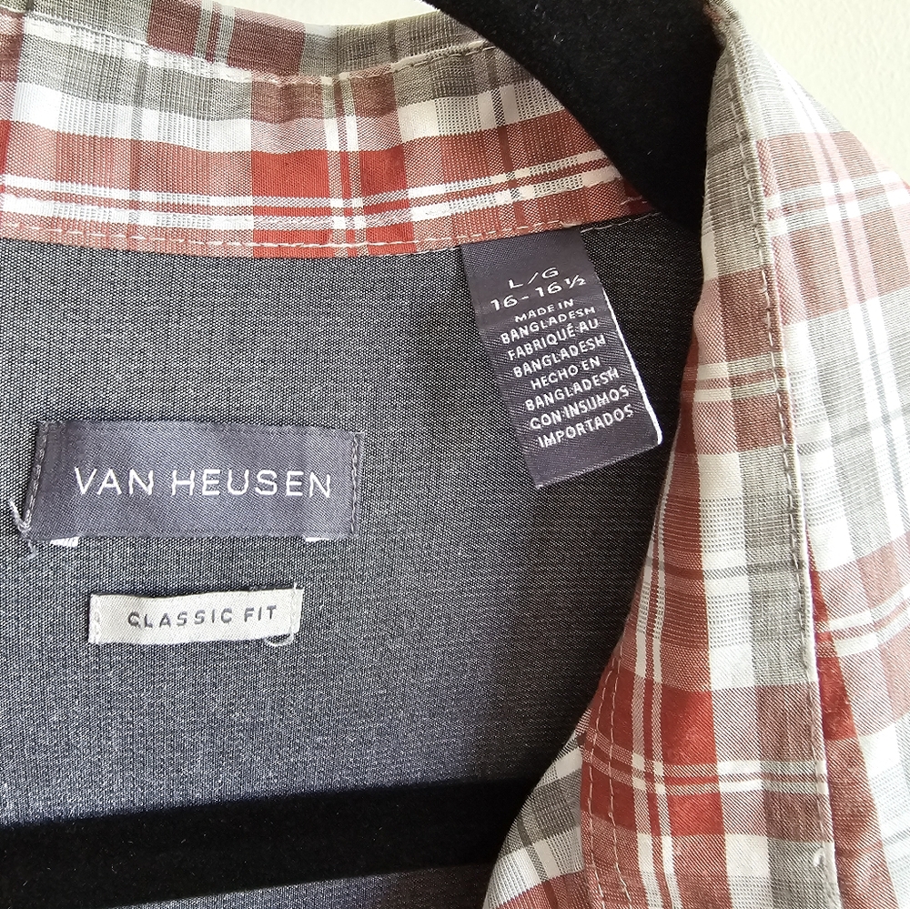 Mens Van Heusen Short Sleeve Button-up - Picture 4 of 4